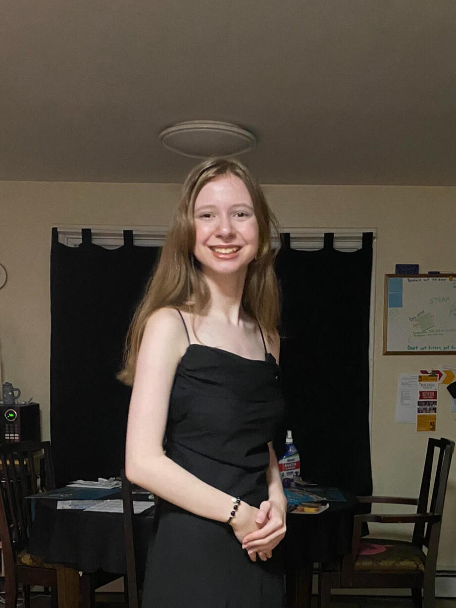 Araya all dressed up for her homecoming dance!